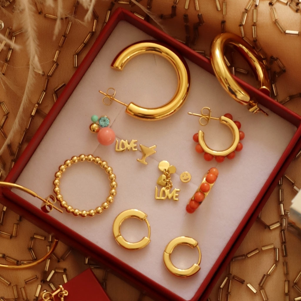 LULU Copenhagen Buckle Hoops Small pair Hoops Gold plated