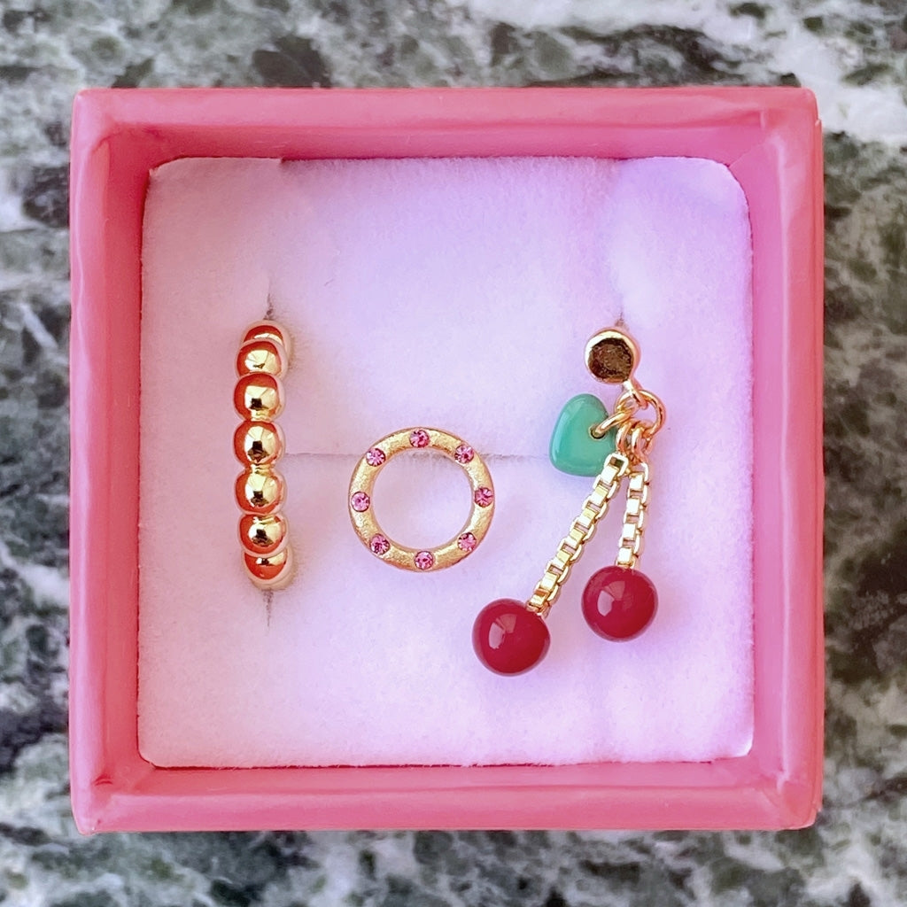 LULU Copenhagen Cherry earring 1 pcs Ear stud, 1 pcs Ruby Red