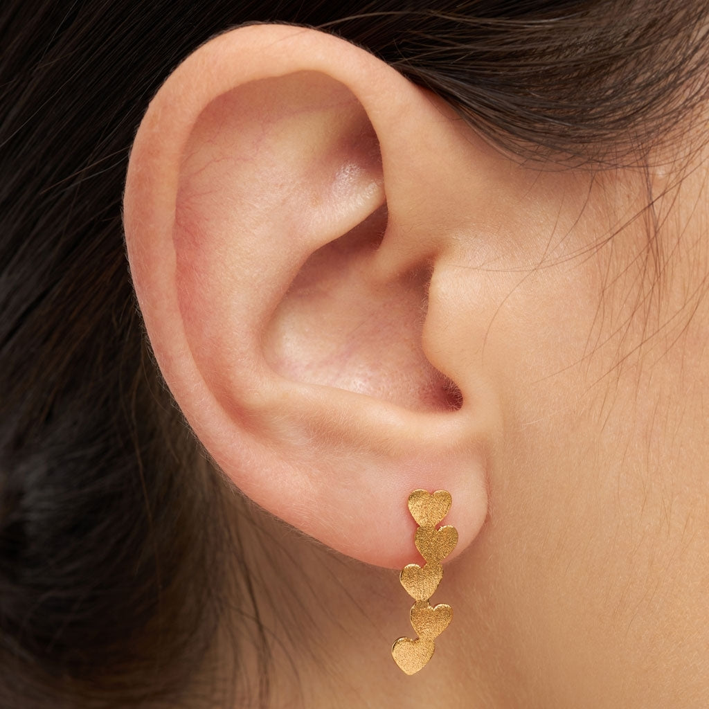 LULU Copenhagen Connected Hearts earring 1 pcs Ear stud, 1 pcs Gold plated