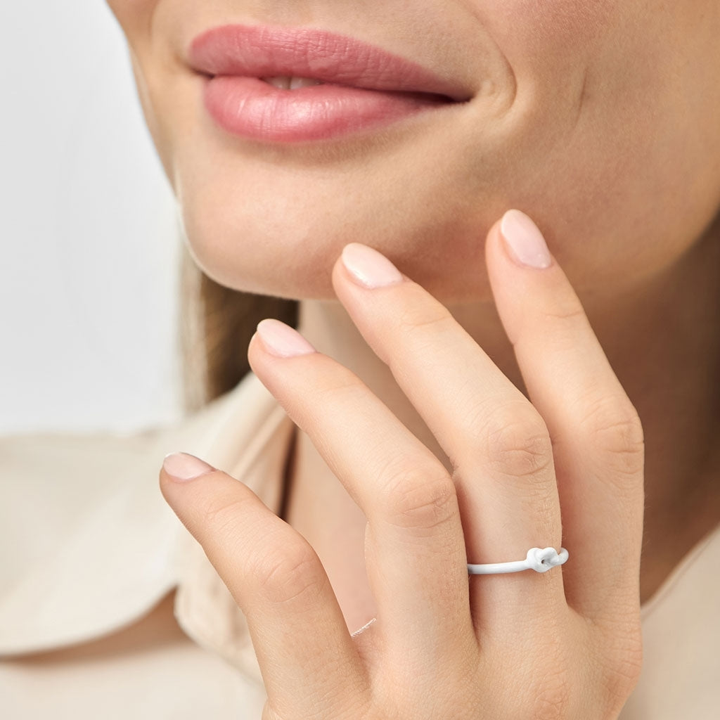 LULU Copenhagen Love Knot Ring Rings White