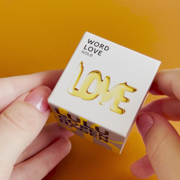 LULU Copenhagen Word Love earring 1 pcs Ear stud, 1 pcs Gold plated